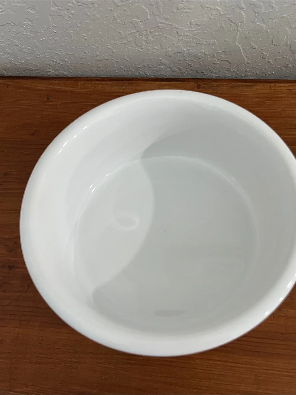 Portmeirion Botanic Garden White Ceramic Sweet Pea storage bowl with snap lid